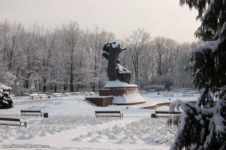 Faces of Warsaw - Chopin Monument in Winter