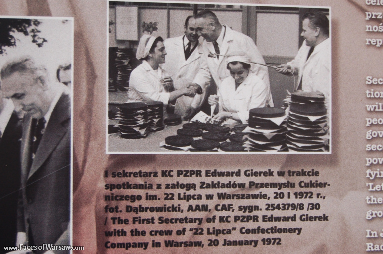 Faces of Warsaw - "We go separate ways with the oponents of socialism!", Konstytucji Square, 2009