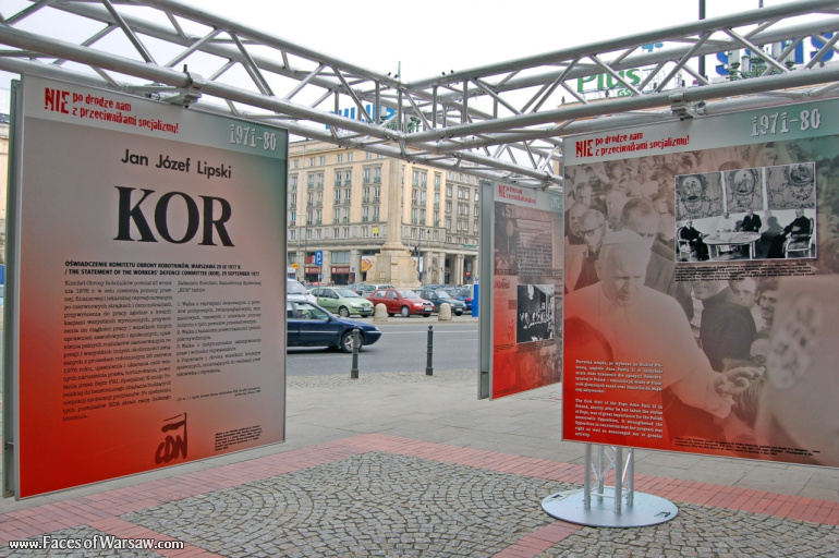 Faces of Warsaw - "We go separate ways with the oponents of socialism!", Konstytucji Square, 2009