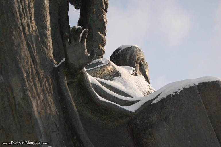 Faces of Warsaw - Chopin Monument in Winter