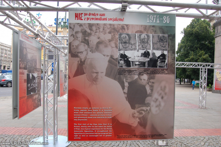 Faces of Warsaw - "We go separate ways with the oponents of socialism!", Konstytucji Square, 2009