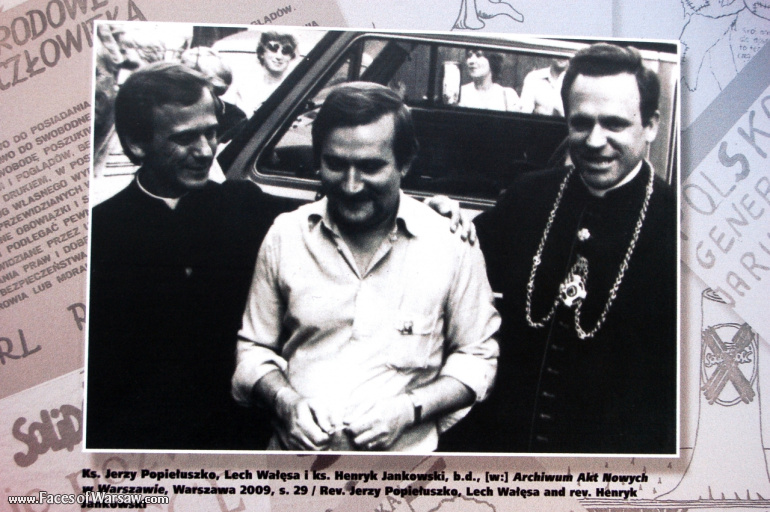 Faces of Warsaw - "We go separate ways with the oponents of socialism!", Konstytucji Square, 2009