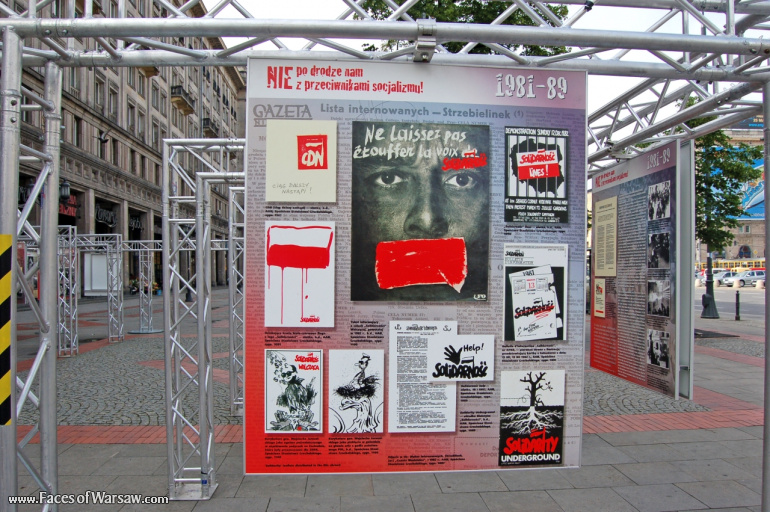 Faces of Warsaw - "We go separate ways with the oponents of socialism!", Konstytucji Square, 2009