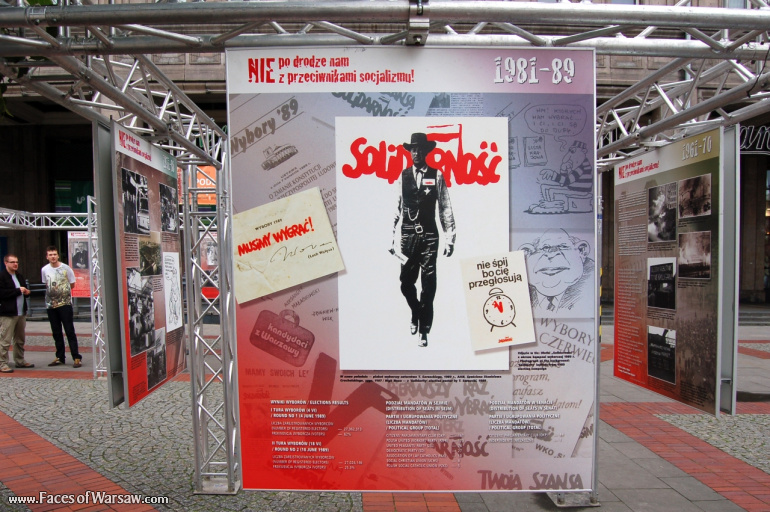 Faces of Warsaw - "We go separate ways with the oponents of socialism!", Konstytucji Square, 2009