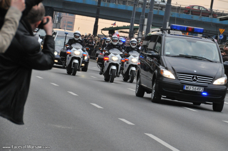 Faces of Warsaw - National mourning after government plane crash near Smolensk