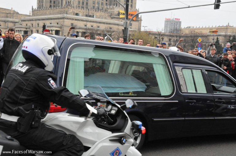 Faces of Warsaw - National mourning after government plane crash near Smolensk
