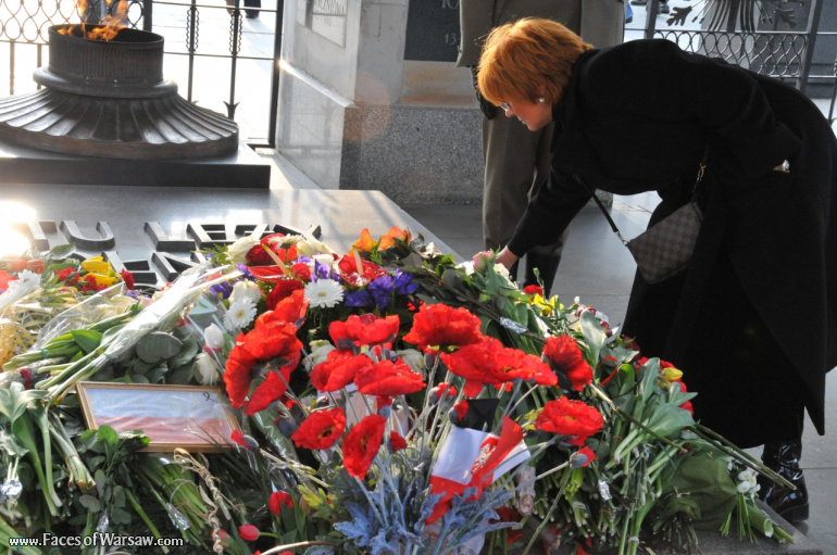 Faces of Warsaw - National mourning after government plane crash near Smolensk