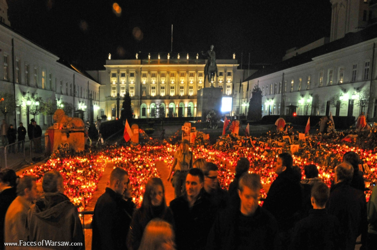 Faces of Warsaw - National mourning after government plane crash near Smolensk