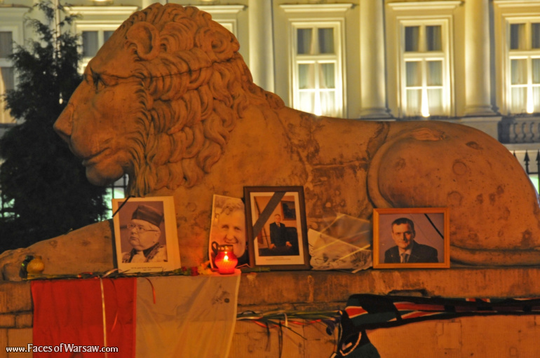 Faces of Warsaw - National mourning after government plane crash near Smolensk