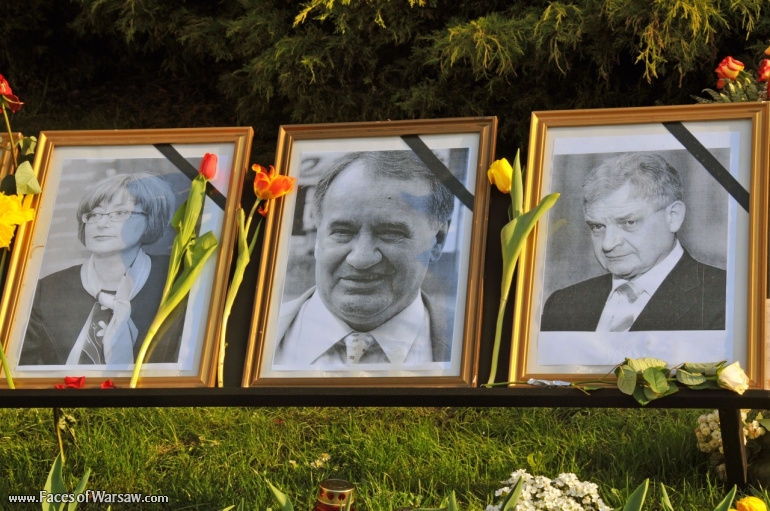Faces of Warsaw - National mourning after government plane crash near Smolensk