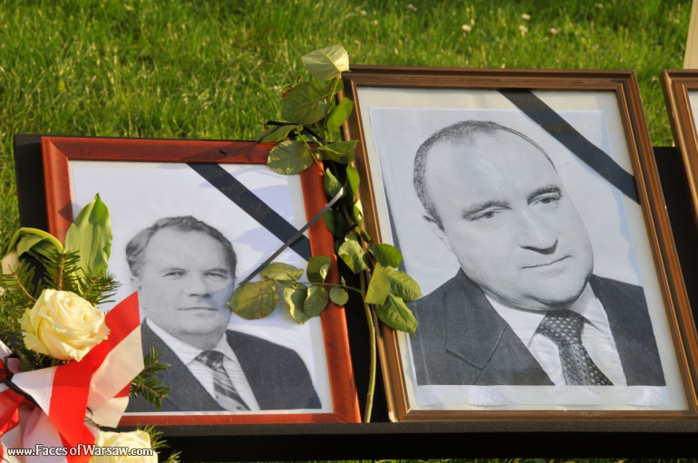 Faces of Warsaw - National mourning after government plane crash near Smolensk