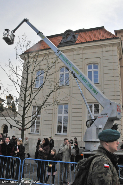 Faces of Warsaw - National mourning after government plane crash near Smolensk