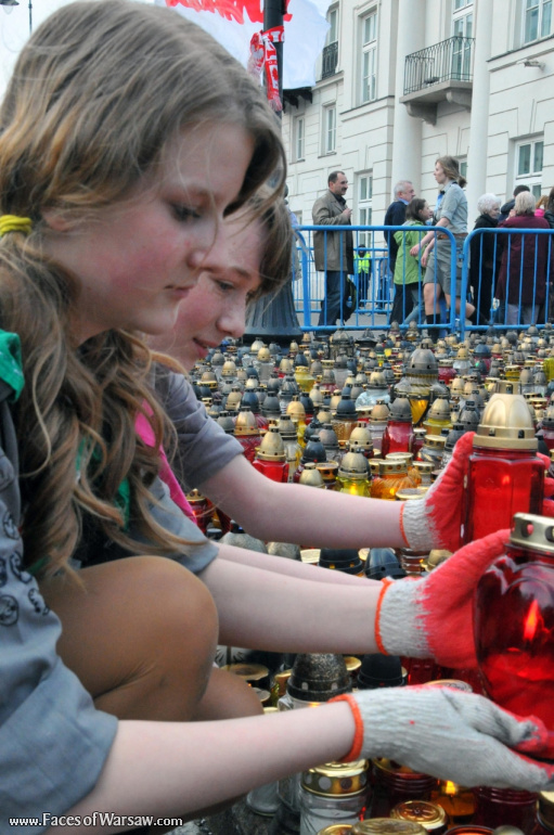 Faces of Warsaw - National mourning after government plane crash near Smolensk