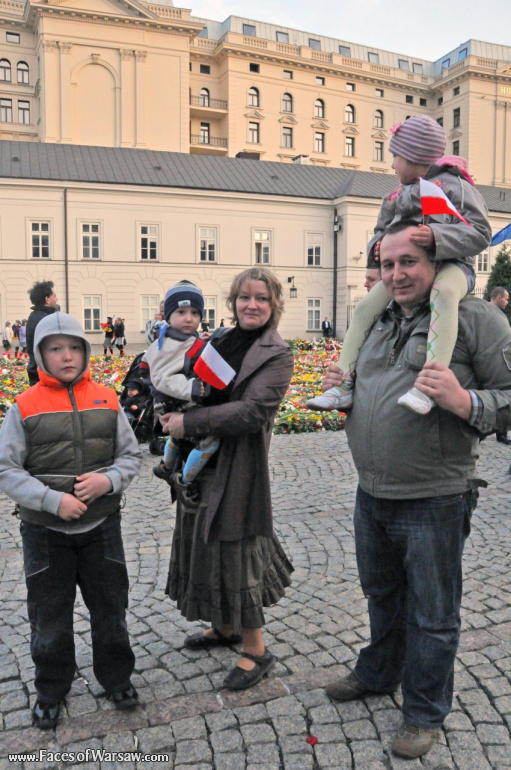 Faces of Warsaw - National mourning after government plane crash near Smolensk