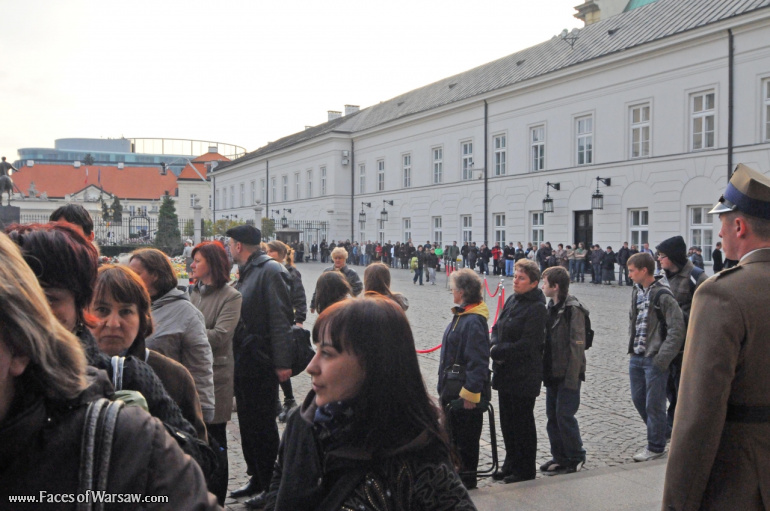 Faces of Warsaw - National mourning after government plane crash near Smolensk