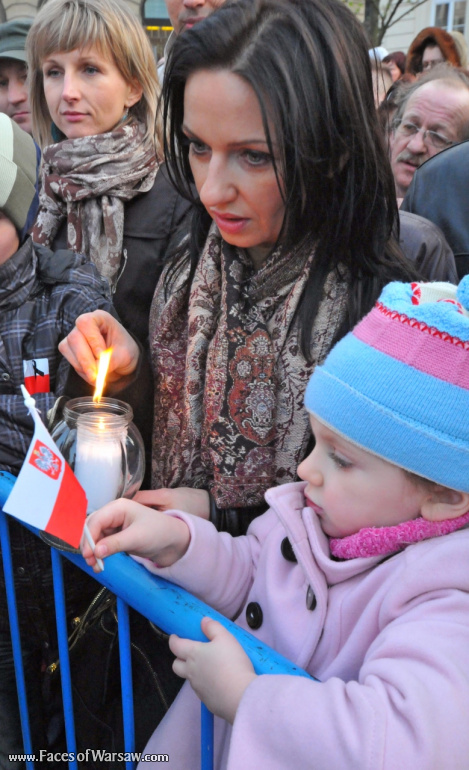 Faces of Warsaw - National mourning after government plane crash near Smolensk