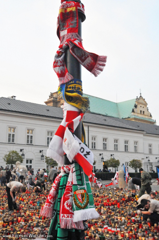 Faces of Warsaw - National mourning after government plane crash near Smolensk