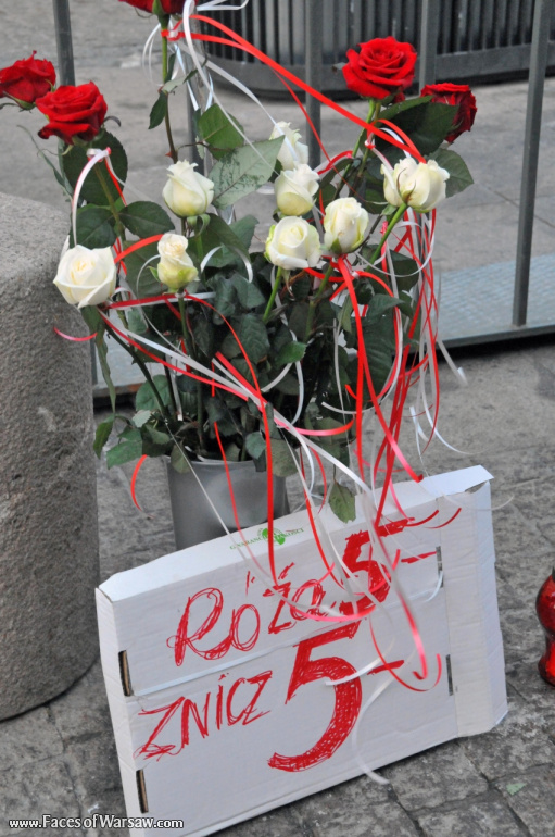 Faces of Warsaw - National mourning after government plane crash near Smolensk