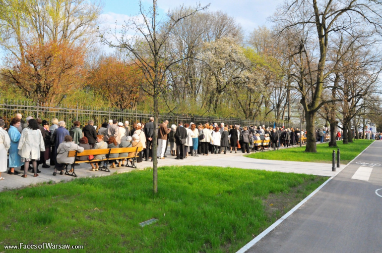 Faces of Warsaw - National mourning after government plane crash near Smolensk