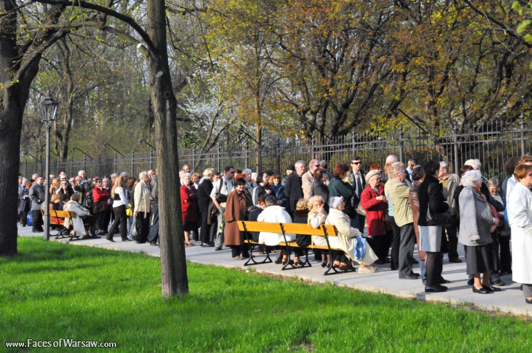 Faces of Warsaw - National mourning after government plane crash near Smolensk