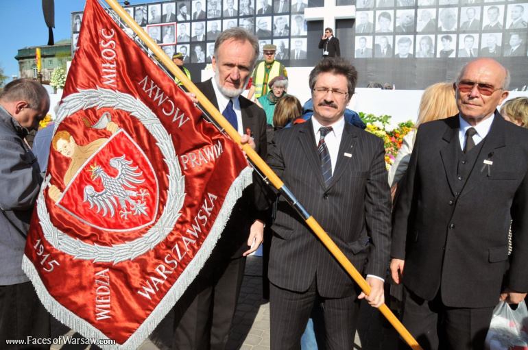 Faces of Warsaw - National mourning after government plane crash near Smolensk