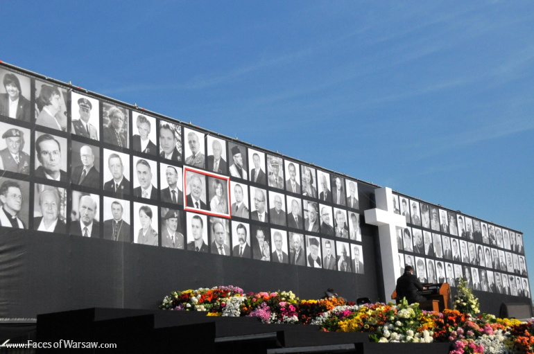 Faces of Warsaw - National mourning after government plane crash near Smolensk