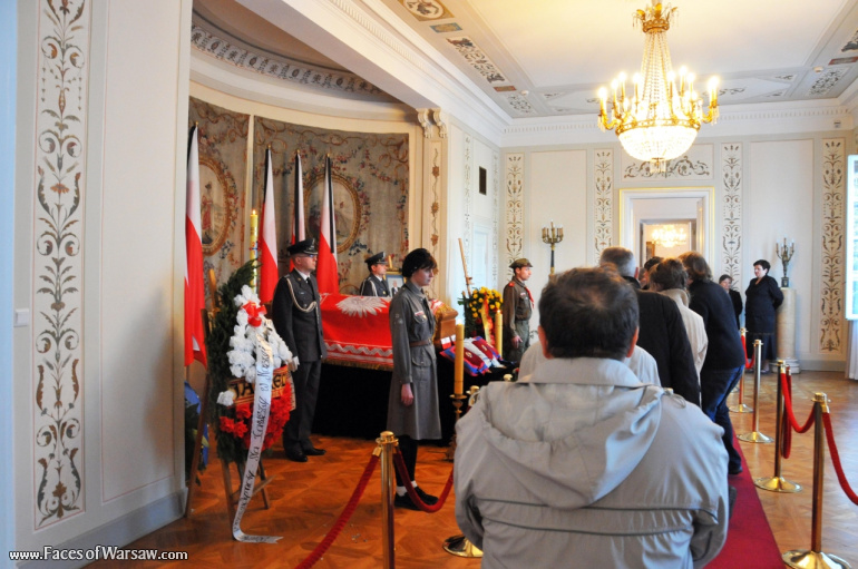 Faces of Warsaw - National mourning after government plane crash near Smolensk