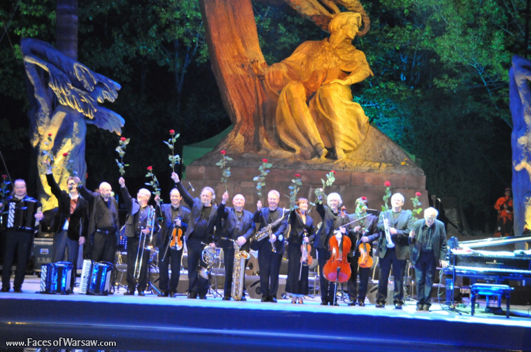 Faces of Warsaw - Michael Nyman and Motion Trio in Royal Łazienki