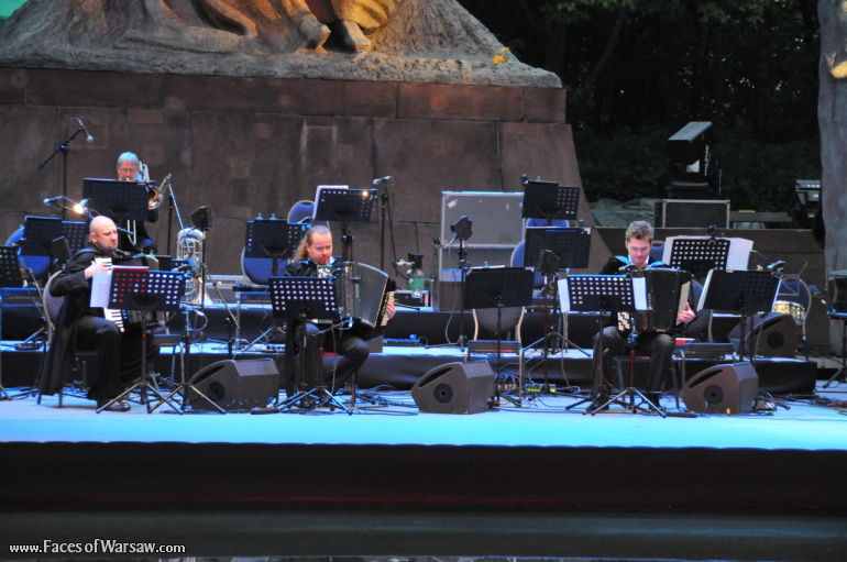 Faces of Warsaw - Michael Nyman and Motion Trio in Royal Łazienki