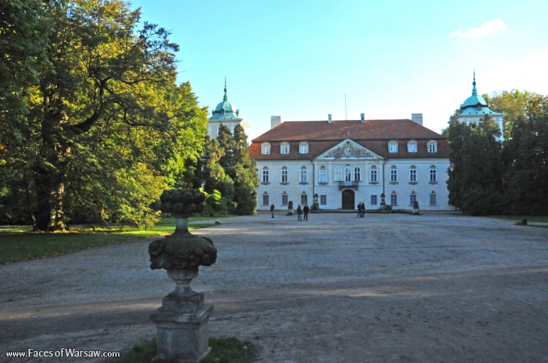 Faces of Warsaw - Autumn in Nieborów park, October 2010