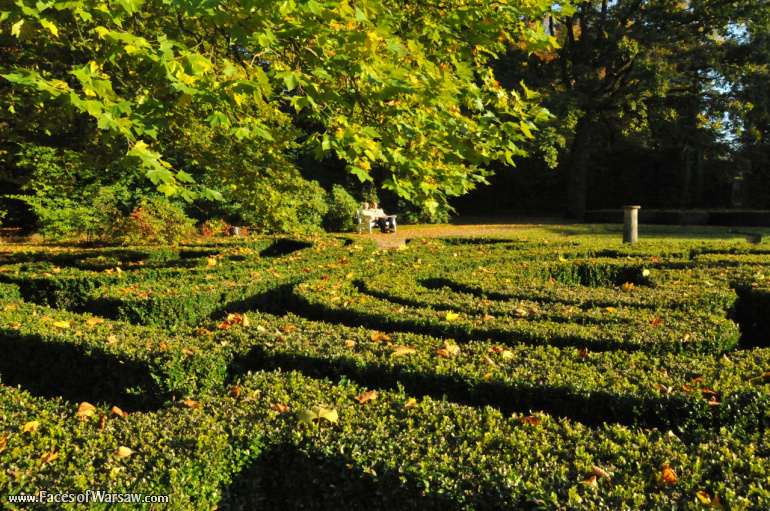 Faces of Warsaw - Autumn in Nieborów park, October 2010