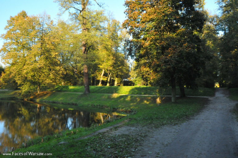 Faces of Warsaw - Autumn in Nieborów park, October 2010