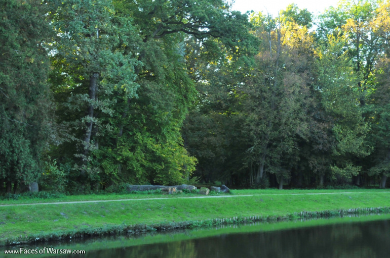 Faces of Warsaw - Autumn in Nieborów park, October 2010