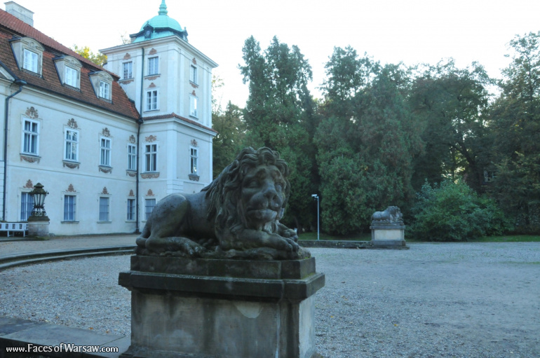 Faces of Warsaw - Autumn in Nieborów park, October 2010