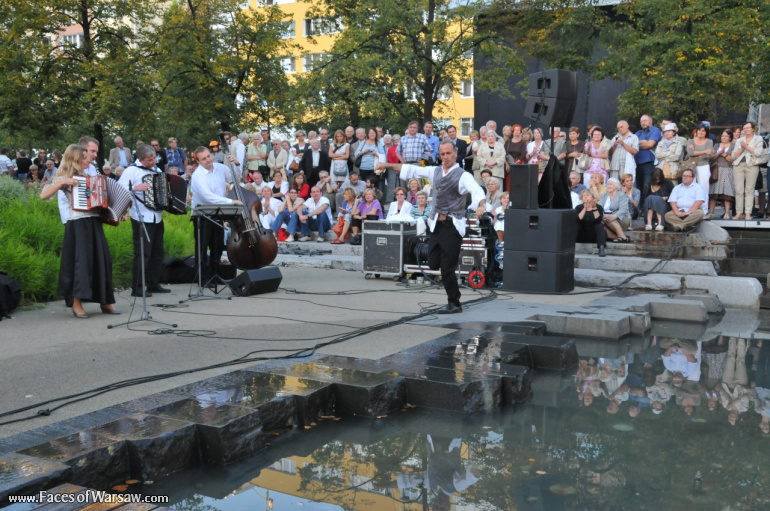 Faces of Warsaw - "Singer's Warsaw" Festival 2011: Concert "Yiddish on the grass"