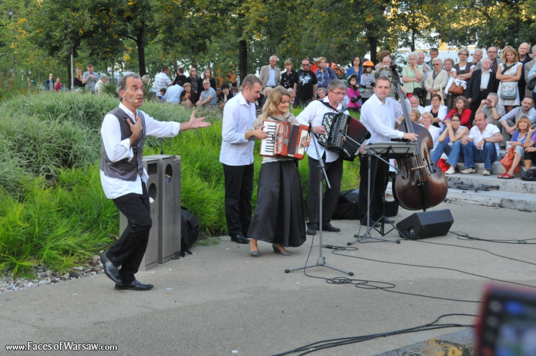 Faces of Warsaw - "Singer's Warsaw" Festival 2011: Concert "Yiddish on the grass"