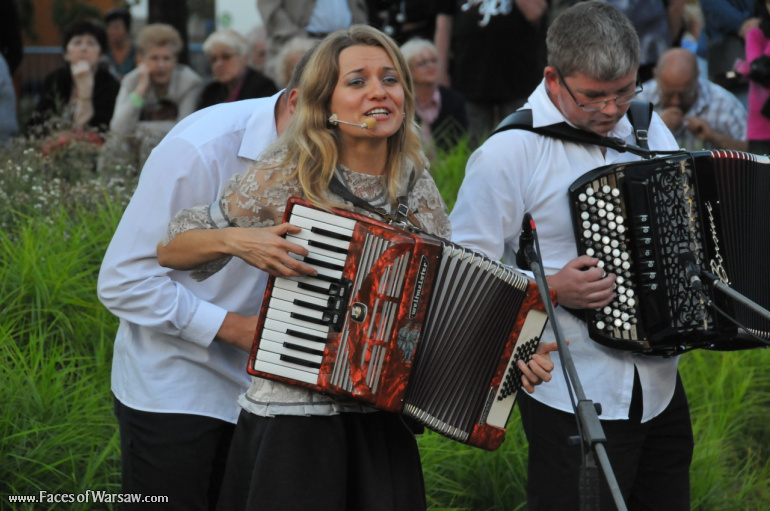 Faces of Warsaw - "Singer's Warsaw" Festival 2011: Concert "Yiddish on the grass"