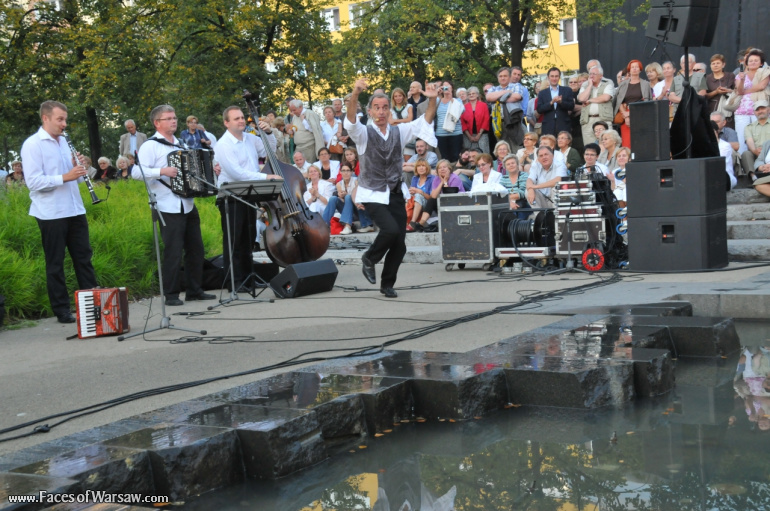 Faces of Warsaw - "Singer's Warsaw" Festival 2011: Concert "Yiddish on the grass"