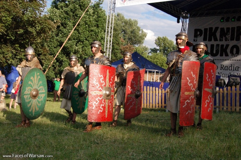 Faces of Warsaw - Scientific Picnic 2008