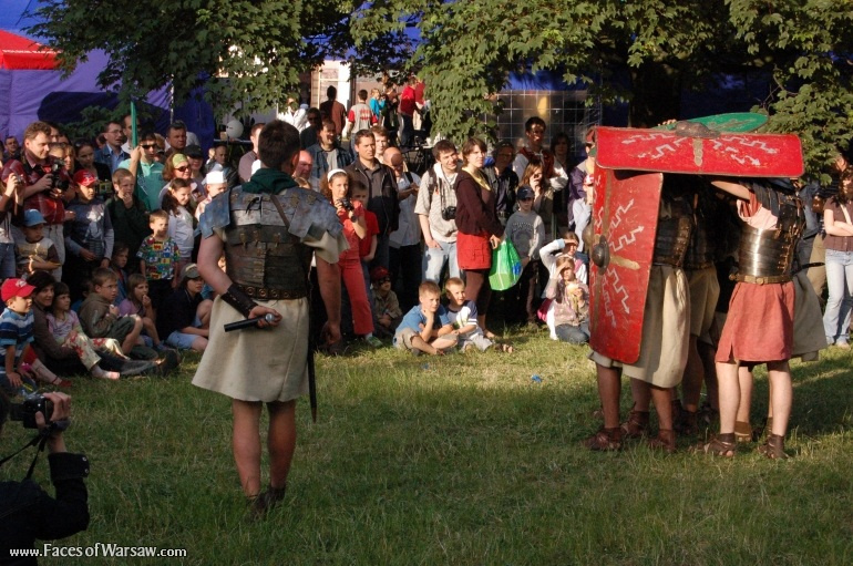 Faces of Warsaw - Scientific Picnic 2008