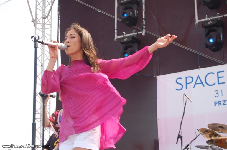 Faces of Warsaw - Natalia Kukulska at Pink Ribbon Walk 2008