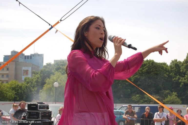 Faces of Warsaw - Natalia Kukulska at Pink Ribbon Walk 2008