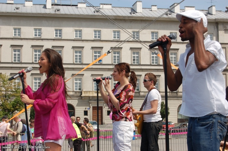 Faces of Warsaw - Natalia Kukulska at Pink Ribbon Walk 2008