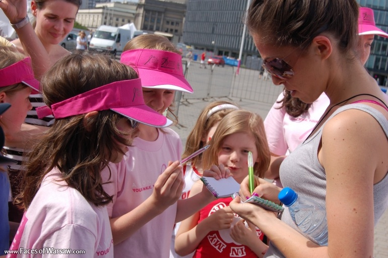 Faces of Warsaw - Natalia Kukulska at Pink Ribbon Walk 2008