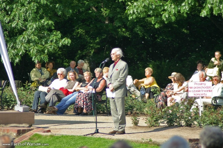 Faces of Warsaw - Piano Concerts in Royal Łazienki Park