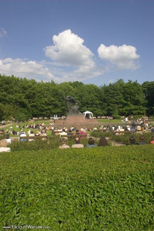 Faces of Warsaw - Piano Concerts in Royal Łazienki Park