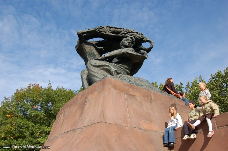 Faces of Warsaw - Chopin Monument