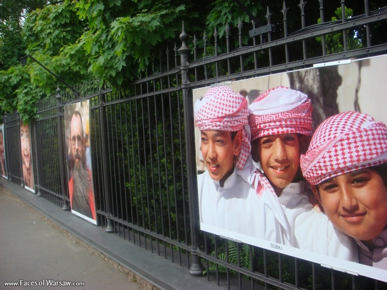 Faces of Warsaw - "Smile of the World" Photo Exhibition - Łazienki fencing