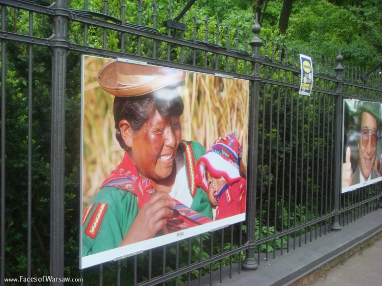 Faces of Warsaw - "Smile of the World" Photo Exhibition - Łazienki fencing