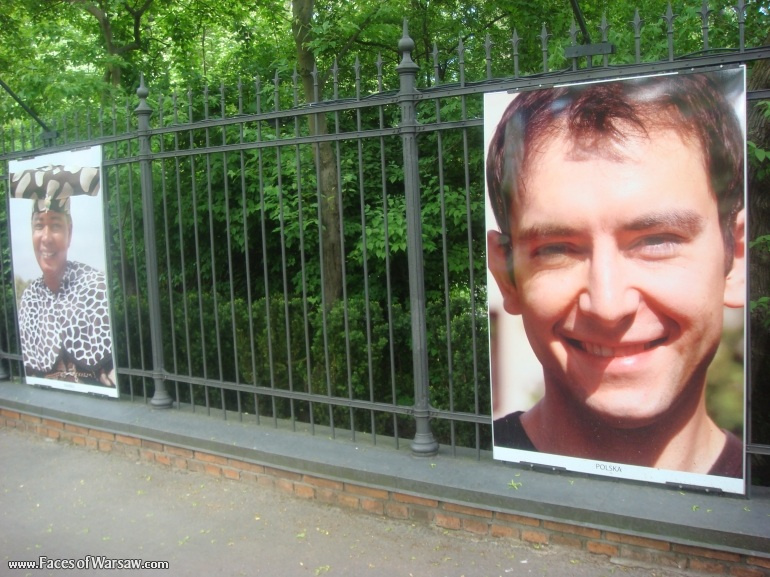 Faces of Warsaw - "Smile of the World" Photo Exhibition - Łazienki fencing